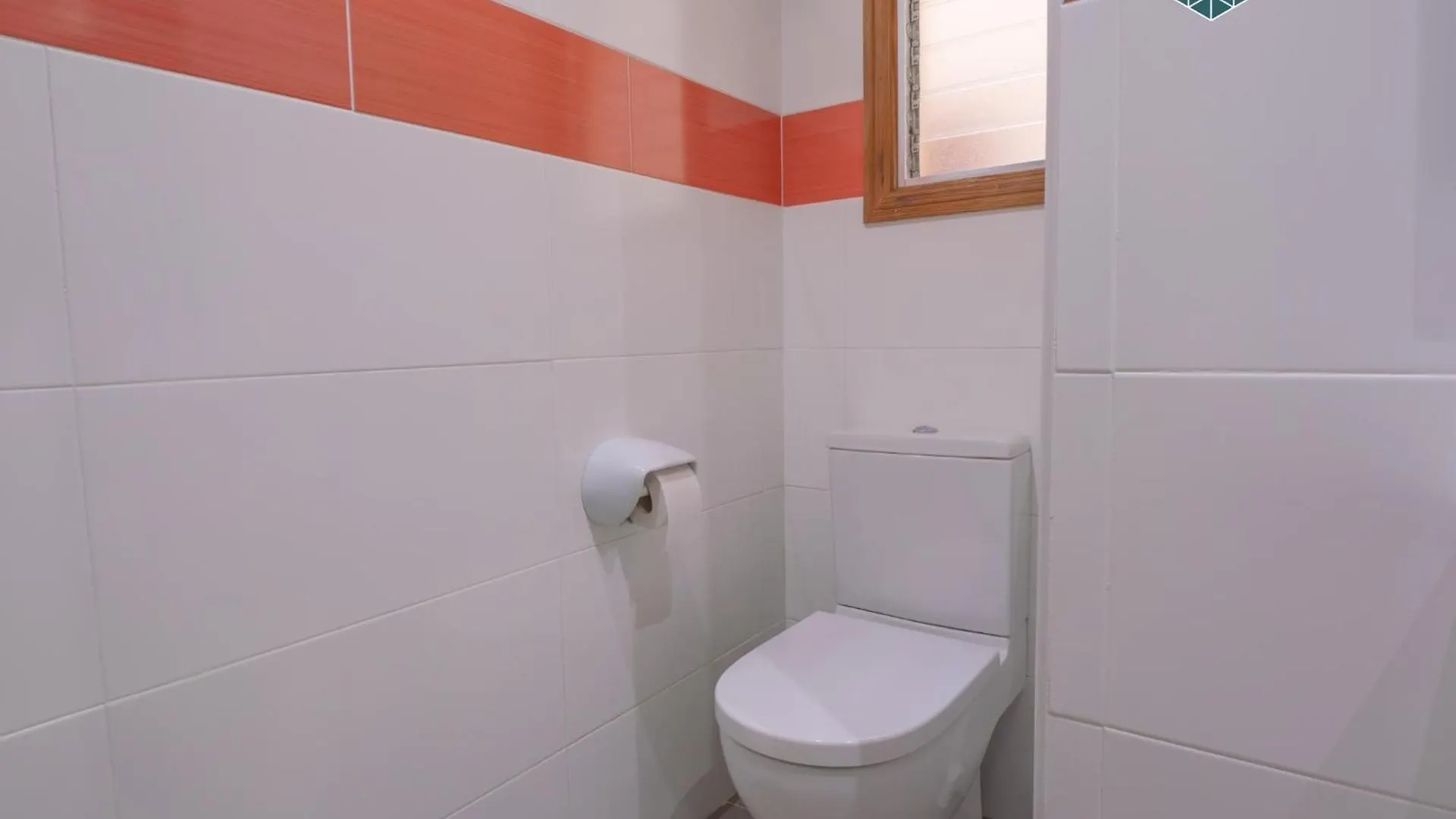 Apto Antic 202 Pax 4 실로트